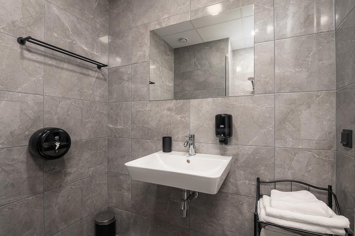 Kaheinimese tuba 1 laia voodiga - 6